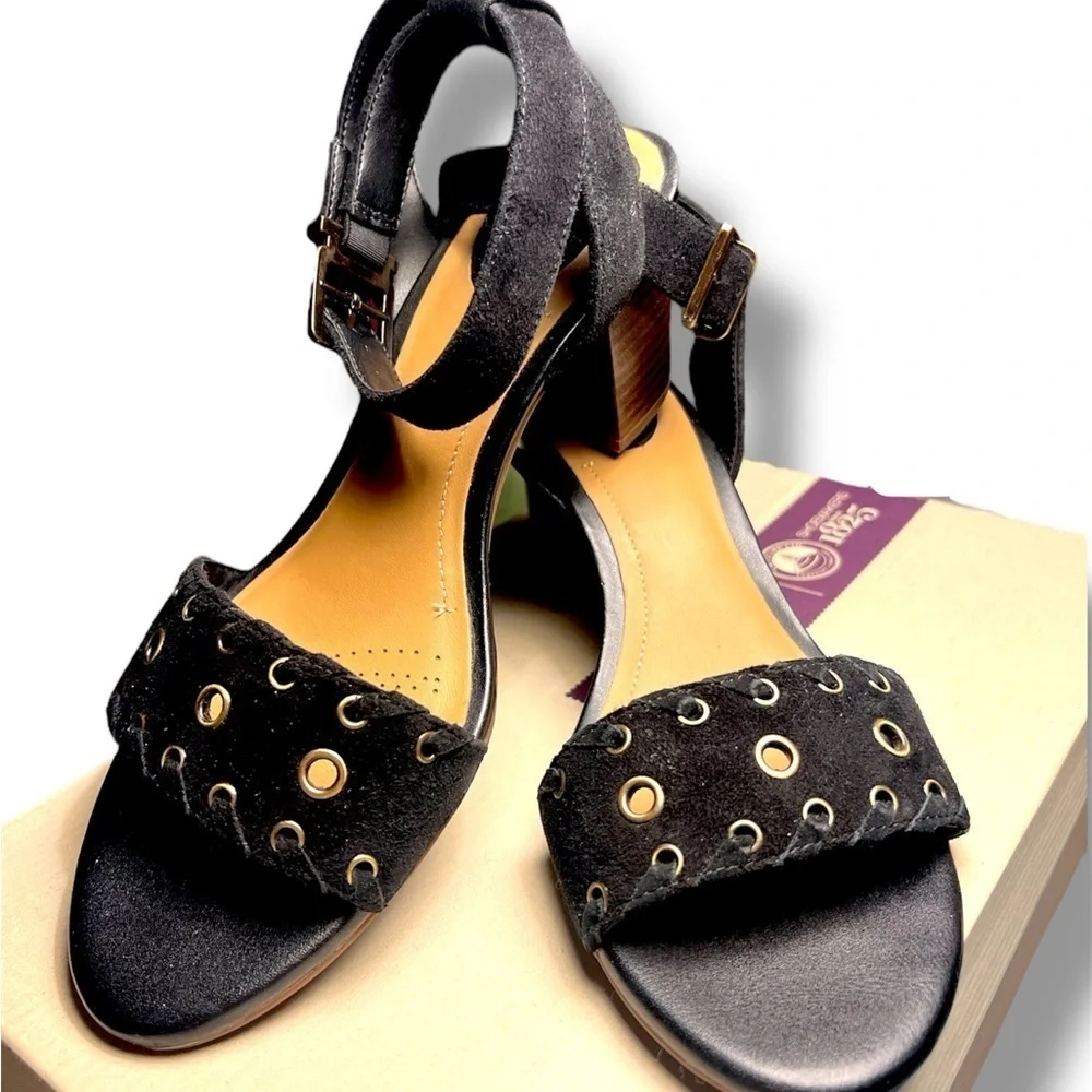 Womens Clarks Artisan Ralene Black Suede Ankle Strap Block Heel Sandals Size 7.5